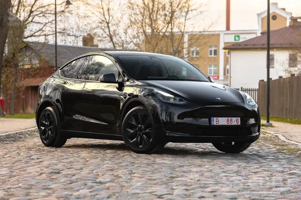 Mazlietots auto, Tesla Model Y 235kw, 60kWh baterija, ar vienu uzlādi iespējams nobr