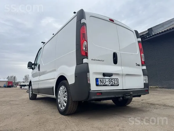 Renault Продаю отличный рабочий микроавтобус. Недавно приг