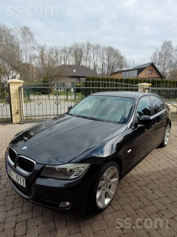 BMW Pārdodu 2009.gada BMW e90 ar Facelift. 105kw/143zs