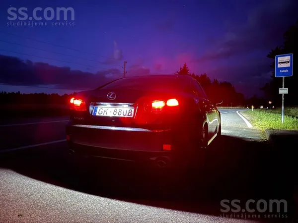 Lexus -Lv--