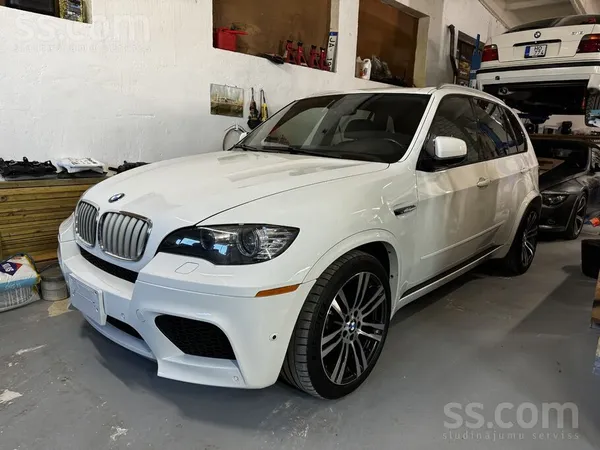 BMW X5 3.5ixdrive, N55 motors. Lieliskā stāvoklī, absolūti bez rūsas. Salons