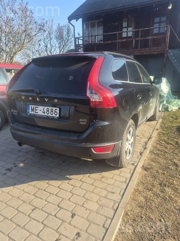 Pardodu stav virsu ziemas riepas rudeni jaunas uzliktas, ir vasaras komplekt