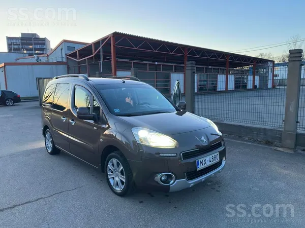 Peugeot Visi jautājumi pa tel.