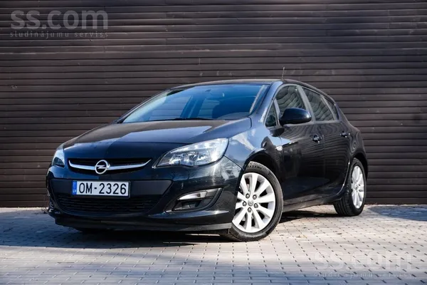 Opel Opel Astra 2013. gada 1.7 dīzelis ar manuālo ātrum