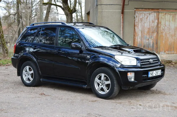 Toyota Pārdodu Toyota Rav4 2.0 D4D (85 kW / 116 Zs). Auto