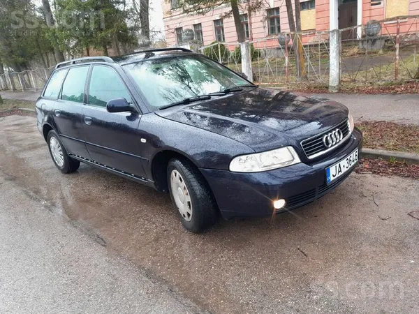 Audi Faselift 1.6i jauna ta 04.2027/тех осмотр пройден 