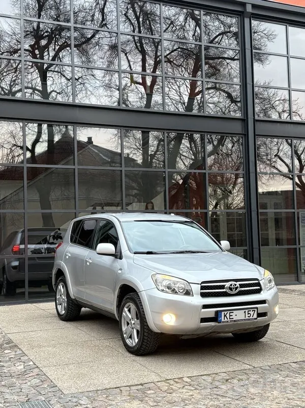 Toyota Labs džipiņš. 