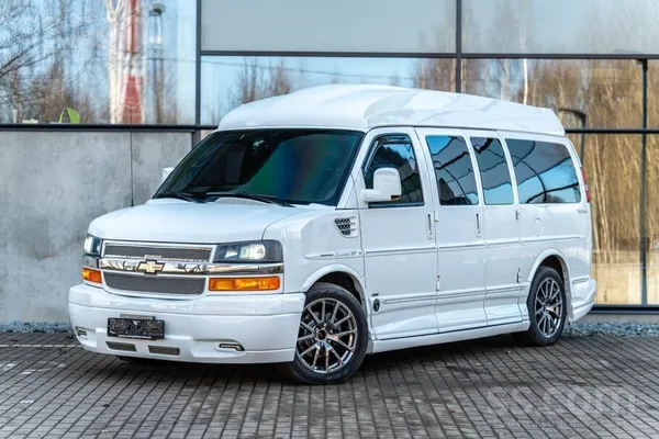 Chevrolet Pārdod uzticamu un ietilpīgu Chevrolet Express Awd