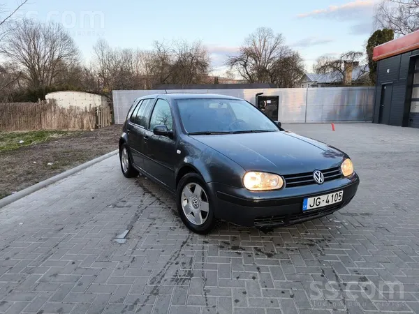 Volkswagen Pārdodu ģimenes auto, īpašumā 15 gadus un visa vēs