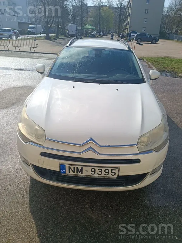 Pardodu citroen c5 tourer exclusive ar 2l dizeļa dzinēju un automatisko kārb