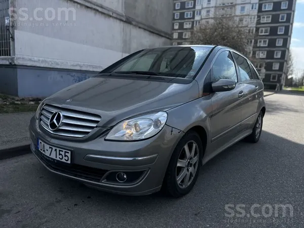 Pārdodu mercedes benz B180 ar automātisko ātrumkārbu

-Motors un ātrumkārb