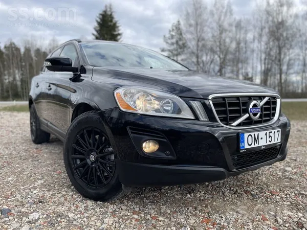 Volvo Xc60 2.4 D5 151 kW ar manualo kārbu un 4x4. Tikko 