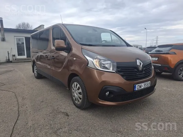 Renault 2016g. Renault Trafic, 8+1 vietas