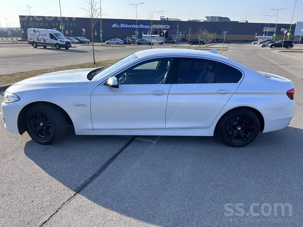 BMW Pārdodu BMW 525d Lci xDrive, 07.2013.