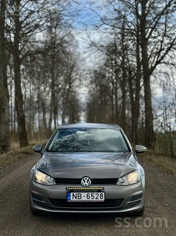 Volkswagen Pārdodu VW Golf 7, 2016.gada, ekonomisku un uztica