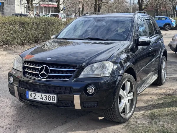 Ml420 v8 dzinējs
Amg pakete 
370zs
22" lietie diski (maz. lietotas Kumho
