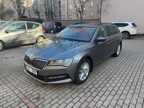 Pārdod Škoda Superb labā stāvoklī, tiko nomainīti bremžu kluči un diski, vei