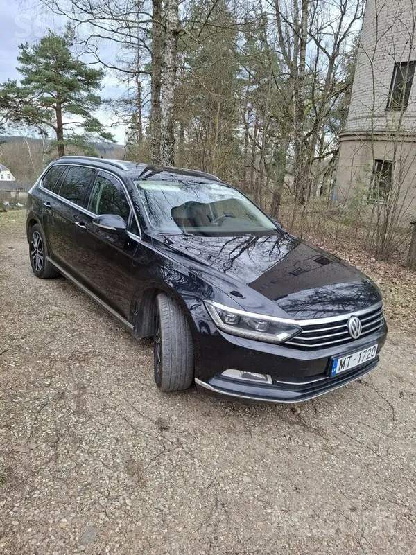 Volkswagen Latvijā pirkts jauns, viens saimnieks. Auto labā t