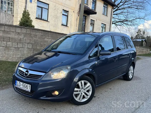 Opel Jauna apskate izieta. 7.sēdvietas, Facelift modeli