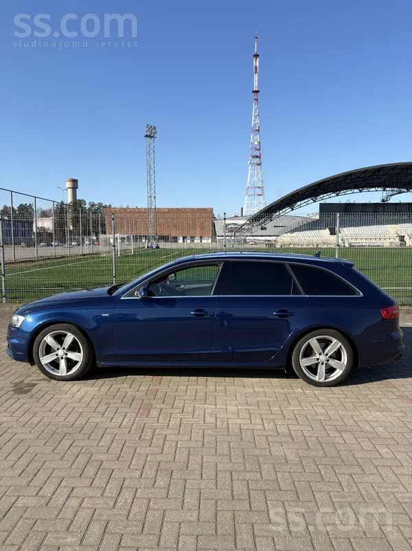 Uz pārdošanu Audi A4 S-Line. Auto tehniski un vizuāli labā stāvoklī, ar tikk