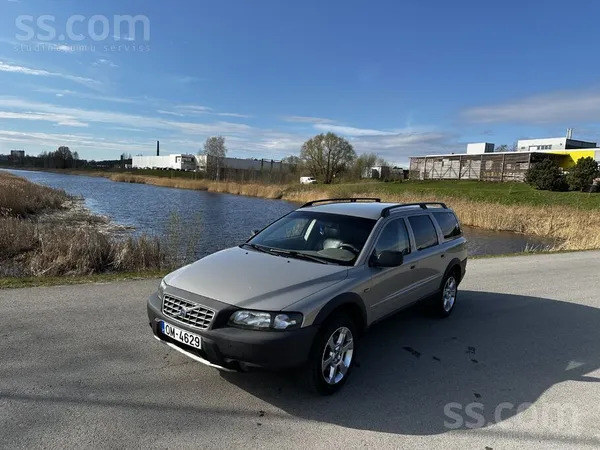 Volvo Pārdodu Volvo Xc70 2.4 Turbo (benzīns/gāze)