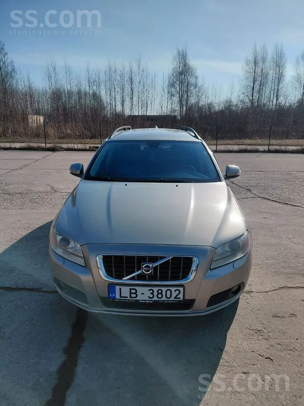 Volvo Pardod koptu lolotu skaistu mašinu vis kas ir viss