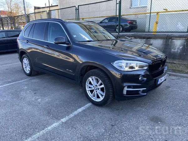 BMW Pārdod BMW X5, 3.0 dīzelis 190kw. Auto ir teicamā