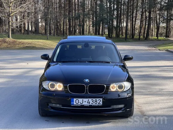 Pārdodu BMW 120d, 130kW

Komplektācija:
-Navigācijas sistēma
-Lūka
-Āda