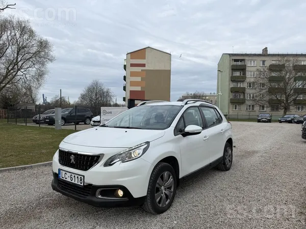 Peugeot 2008, 2018.g. 1.2 (60kw) benzīna dzinējs ar manuālo ātrumkārbu. Auto