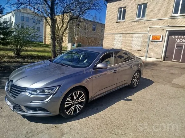 Продается отличный автомобиль в очень хорошем Состоянии. 
Полнейшая Комплект