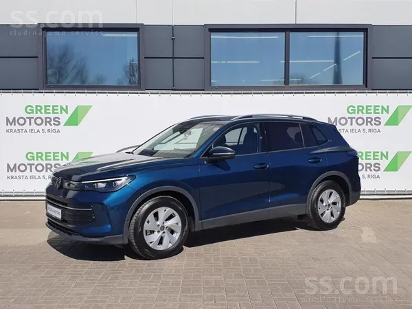 VW Tiguan Elegance. 

Pirmā reģistrācija : 18.07.2024
1.5 benzīna dzinējs