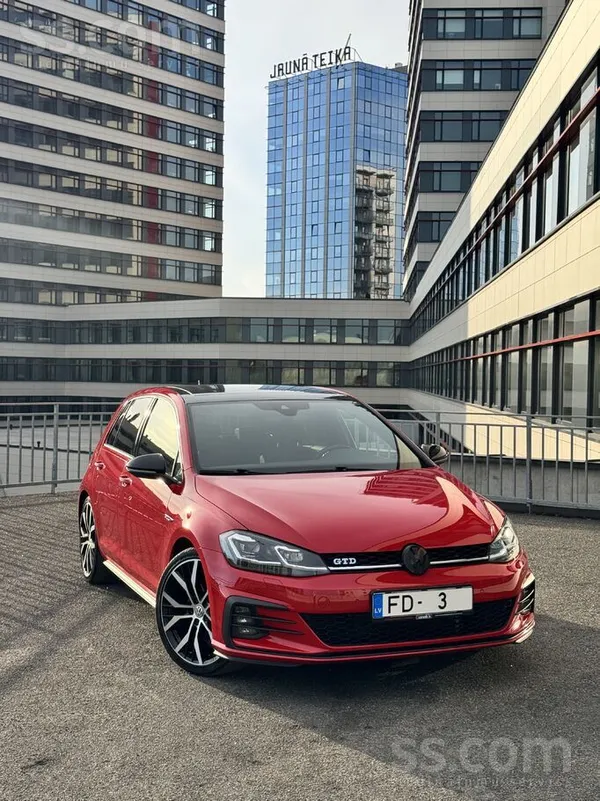 Volkswagen Pārdod Volkswagen Golf Gtd Facelift