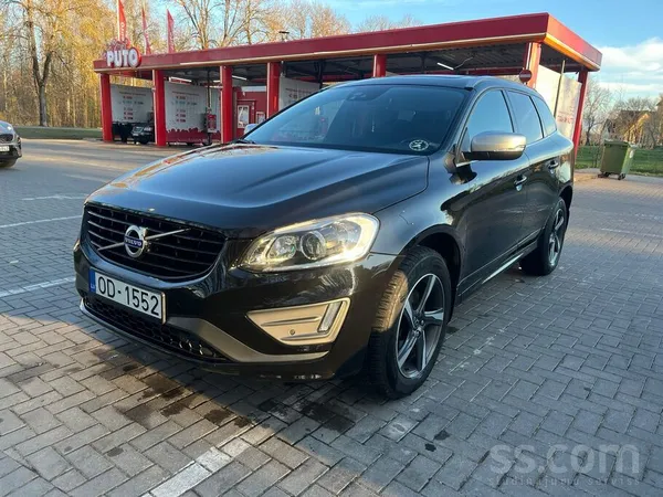 Volvo Pàrdodu uzticamo automašīnu ar svaigu TA un apmaks