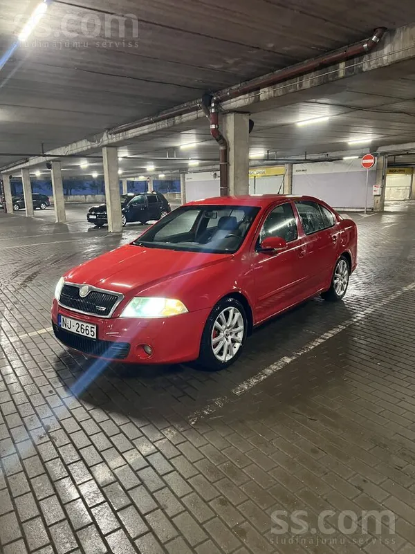 Tirgoju Octavia Vrs, 147kw/200zs
No defektiem jāmaina karteru gāzes vārsts,
