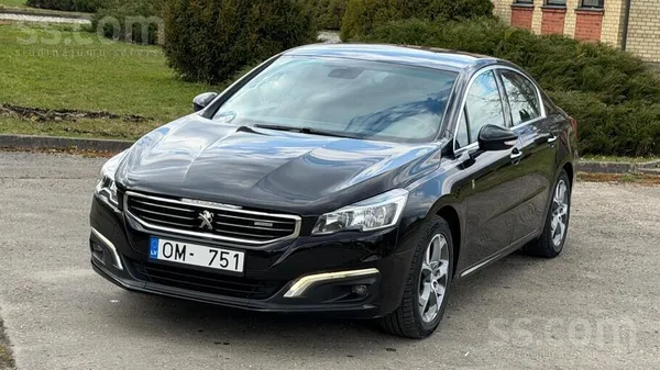 2.0D Hybrid 4x4 Awd Nobraukums 198tkm
Klimatkontrole
Kruīzkontrole 
Ādas