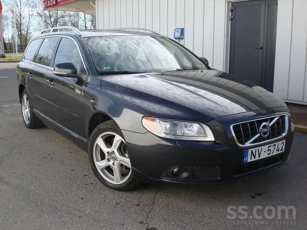 Volvo No Nīderlandes. V70, Komplektacija ''summum" , D3 