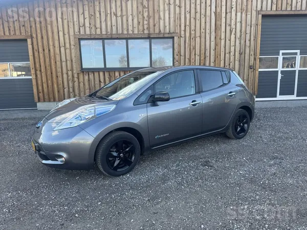 Pārdodu Nissan Leaf 30kwh
80kw(109zs)
Tikko ievests no Nīderlandes
Pirmā