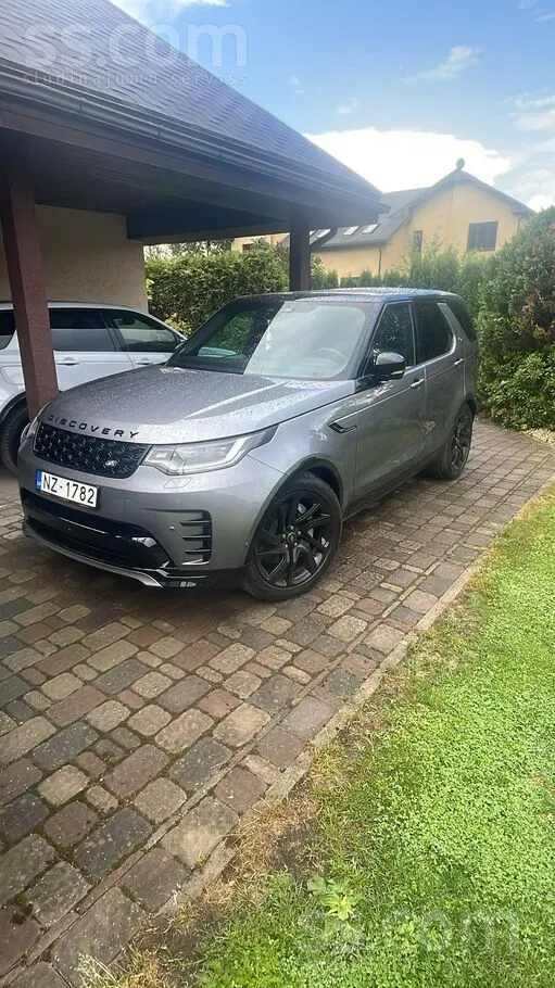 Продаётся стильный и мощный Land Rover Discovery D250 Dynamic SE в отличной