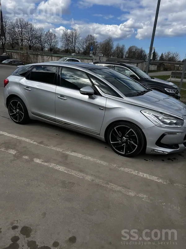 Pārdod Citroen. Hibrīds/ Dīzelis. Ļoti ekonomisks, labi kopts. Apkalpošana l