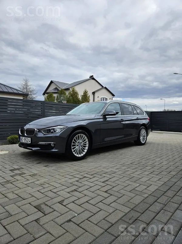 BMW 320d(135kw)Luxuri Line
02.03.2015
Два ключа. 
Зимняя резина на дисках