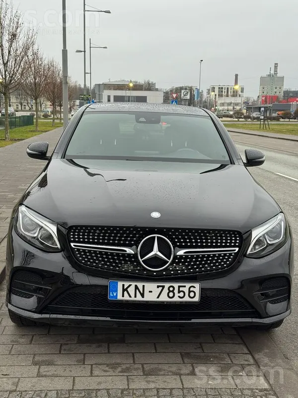 Latvijā pirkta (Veho), Amg Mercedes-Benz Glc 220 D Coupe 4Matic. 
Mašīnu ko