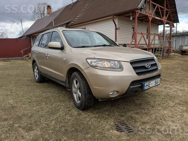 Hyundai Labs Santa FE, svaigā skate, ādas salons, tīra vēs
