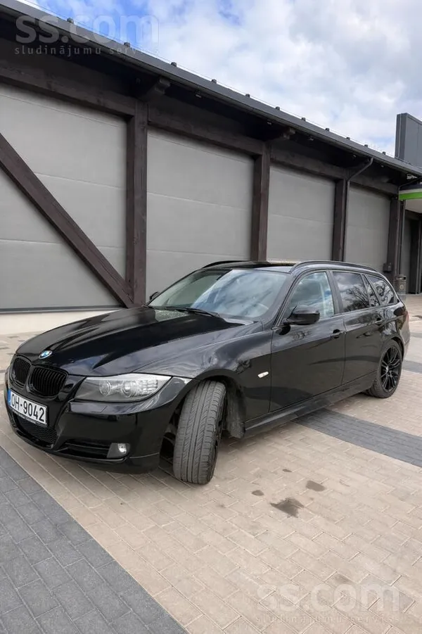 BMW Pārdod labi aprīkotu un koptu BMW ar labu komplekt