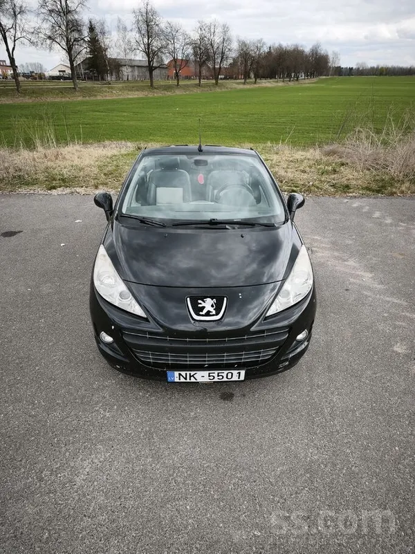 Peugeot Pārdodās labā stāvoklī Peugeot 207cc