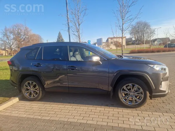 Saimnieks pārdod Rav4 Hybrid Suv 2.5 Hybrid Dynamic Force (218 hp) E-Cvt Lux