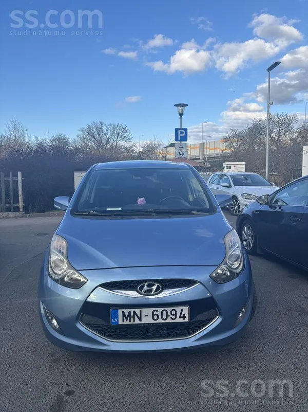 Pārdodu Hyndai ix20. Ļoti ekonomisks un dinamisks auto. Auto tehniski labā s