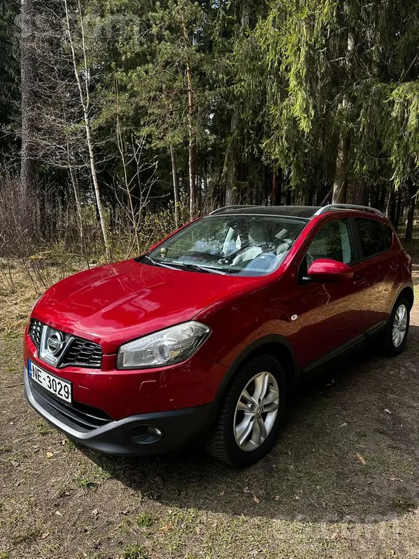 Nissan Pārdodas laba stāvoklī. Sīkāka informācija pa tālr