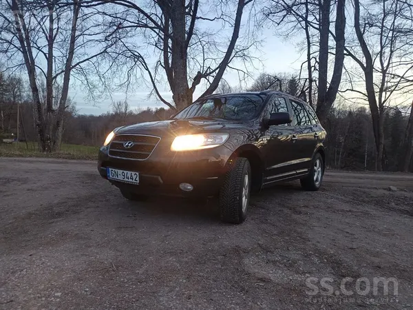 Hyundai Pārdodu labu un vizuāli pievilcīgu Hyundai Santa F