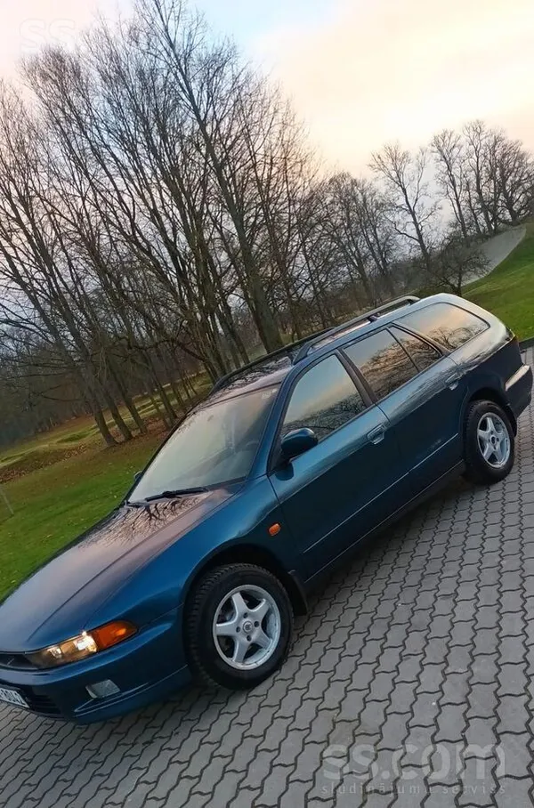 Tiek pārdots ekskluzīvs auto ar tikko izietu Ta. Laicīgi visam sekots līdzi.