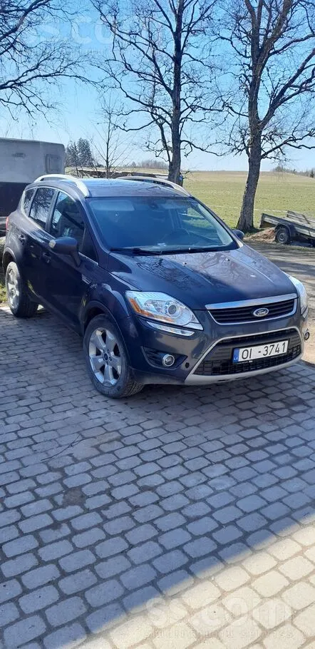 Pārdod šo Ford Kuga 2.0 d, 4x4, automāts, t. a 19.03.2027., ja interesē zvan